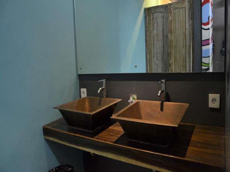Nau Here Hostel Kuta Lombok Buitenkant foto